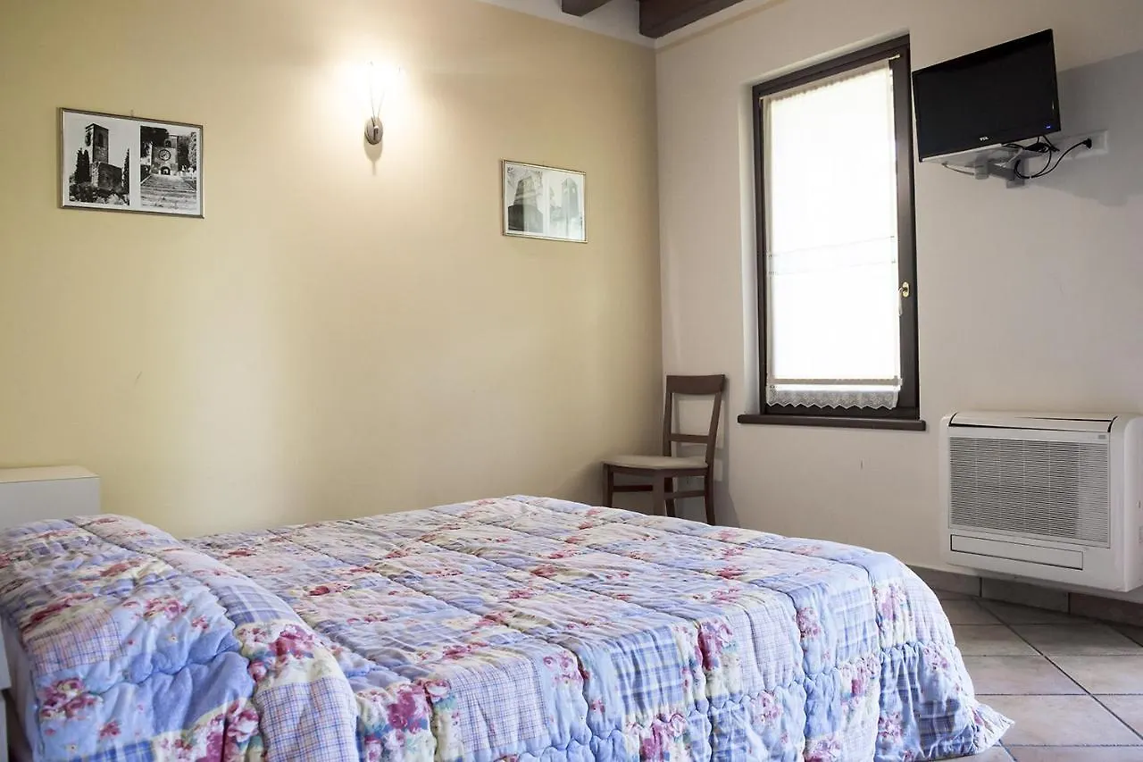 Agriturismo Lupo Bianco Villa Monzambano Farm stay