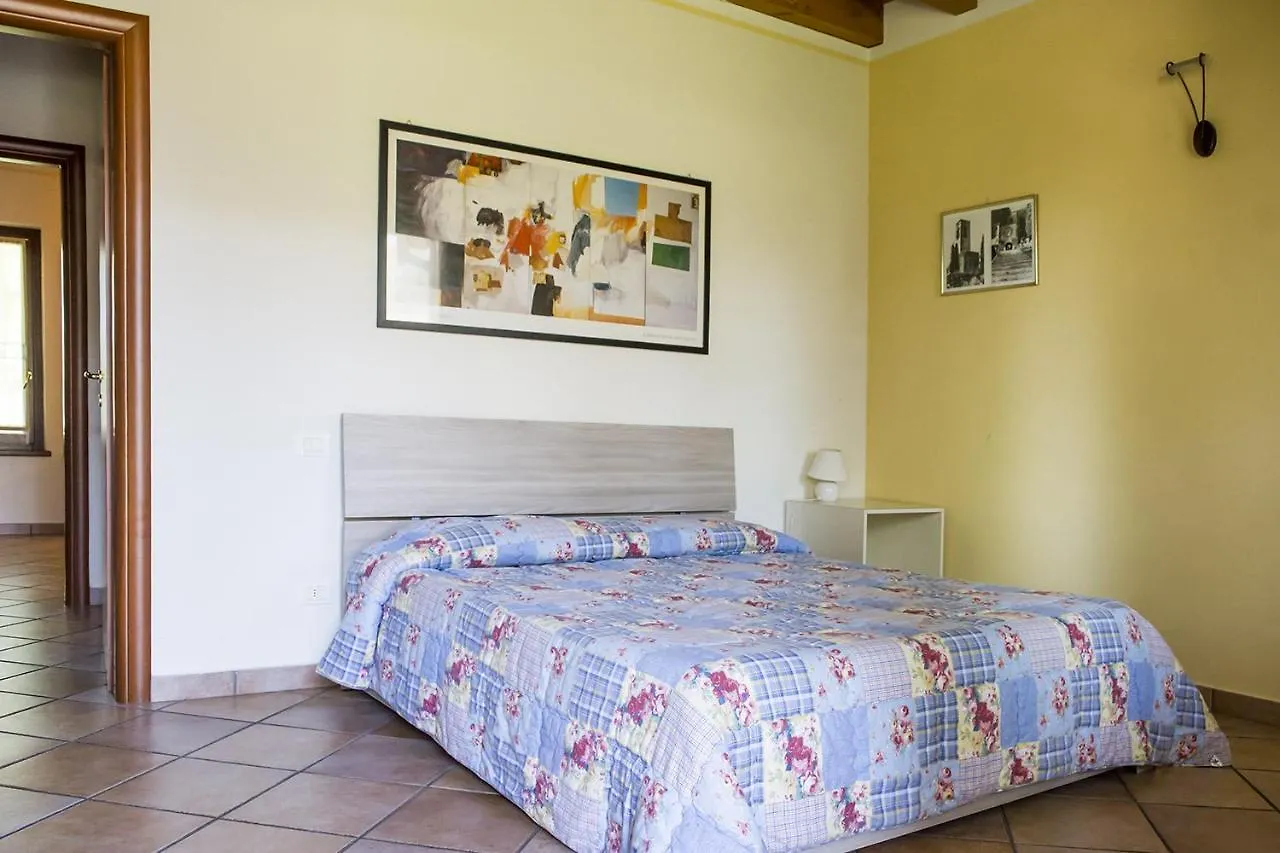 Gospodarstwo agroturystyczne Agriturismo Lupo Bianco Monzambano Włochy