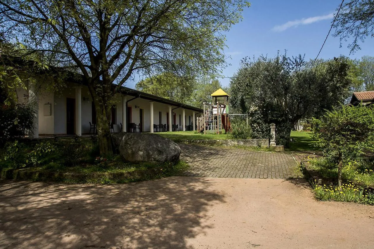 Agriturismo Lupo Bianco Monzambano 0*,  Włochy